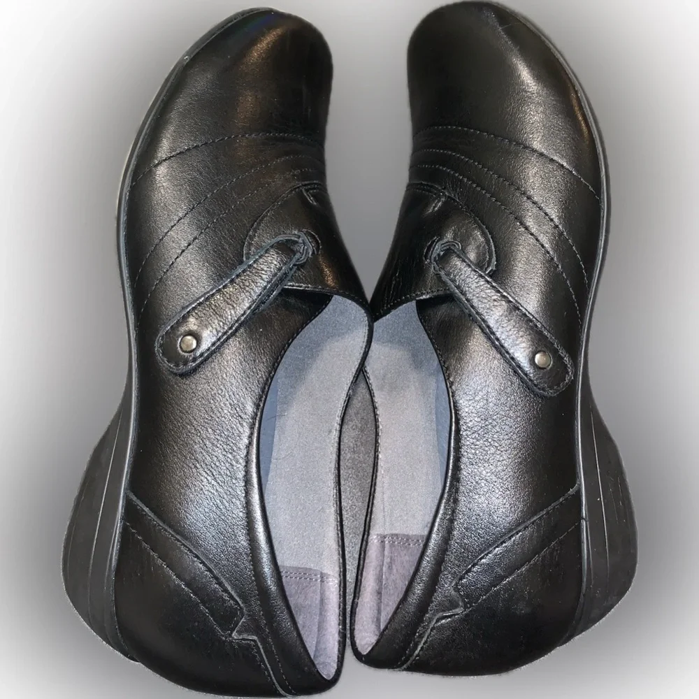 Dansko stylish black